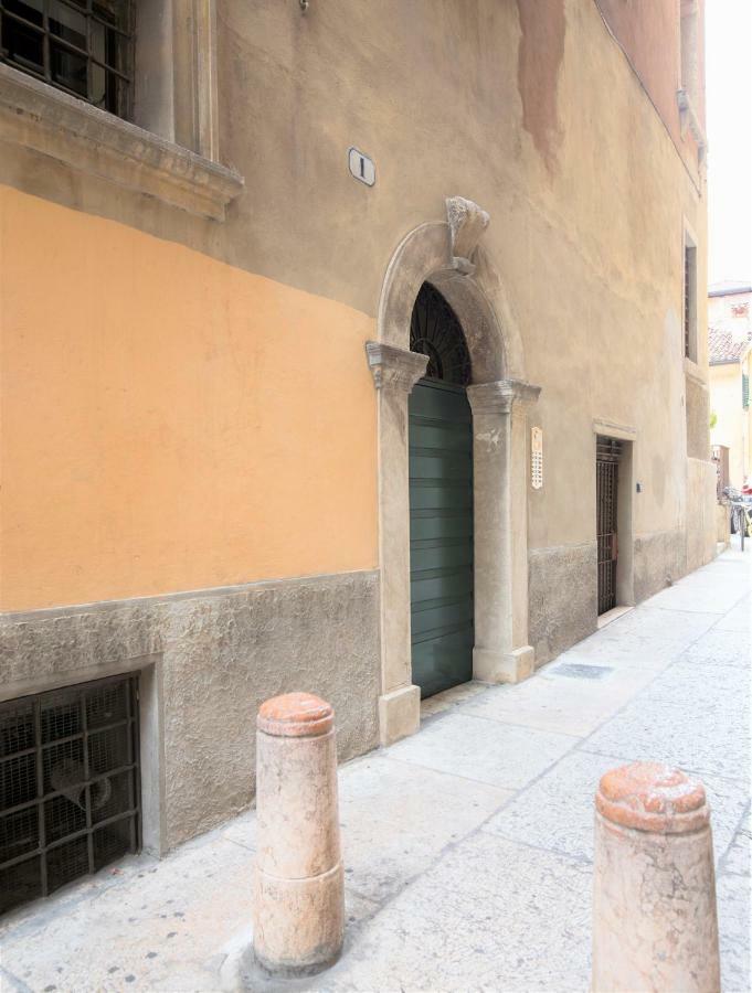 In Casa Apartment Verona Exterior photo